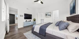 1600 W. 5th St. Gallery 17