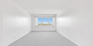 2555 NE 11th Street unit: 804 Gallery 4