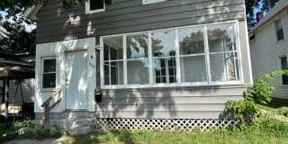 Nice 2 Bedroom 1 Bath House with Garage in Davenport Gallery 1