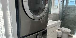 326 E Walnut Street Gallery 8