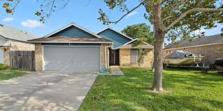 FAMILY-FRIENDLY HOME FOR RENT Gallery 1