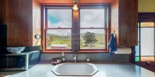 Beautiful Turn-of-the-Century Farmhouse on Working Ranch - Rural Petaluma Gallery 1