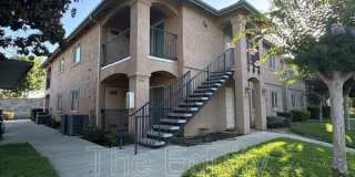 2544 West Lark Avenue Gallery 1