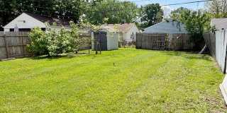 1492 E Woodruff Avenue Gallery 10