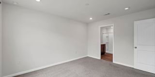 1035 Limpkin St, Crestview Gallery 24