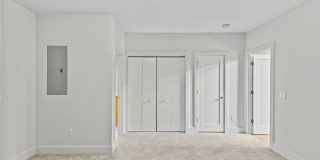 Nestled in the heart of Charlotte’s iconic Myers Park, this sophisticated 10-unit gated condo on Queens Road offers modern elegance & urban convenience Gallery 21