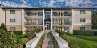 Encore at Wheaton Station Gallery 13