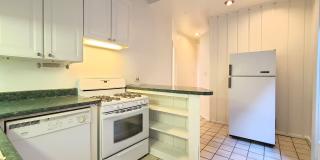 1216 N Dearborn St Gallery 5