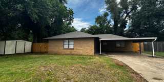 3 Bedroom 2 Bath Home In The Heart Of Yukon Gallery 1