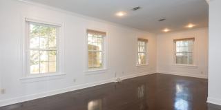 Adorable Enfield Home With Detached Studio Garage Gallery 7