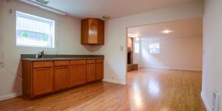 Beautiful 4 bedroom plus office home in Ballard Gallery 9