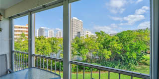 2930 Point East Dr Gallery 1