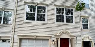 9016 LAKE LARGO Drive Gallery 16