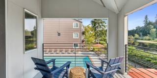 Sofi Lakeside Gallery 21
