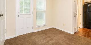 Comfortable Living in the Heart of Stockbridge Gallery 14