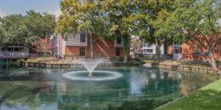 Del Lago Apartments Gallery 13