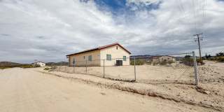 29 Palms Home with Solar Gallery 19