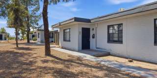 2 Bed 1 Bath with covered parking! 2 Bed 1 Bath with covered parking! Gallery 1