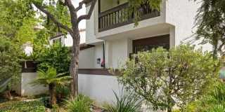 17165 Palisades Cir Gallery 25
