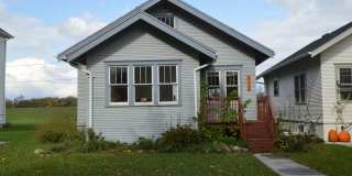 Spacious 4 Bed 2 Bath Home Lots of Storage Gallery 1