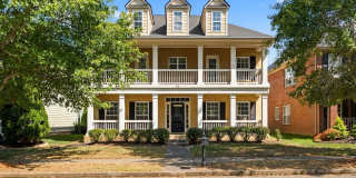 Beautiful 5-Bedroom Home in The Meade of Avalon Gallery 1