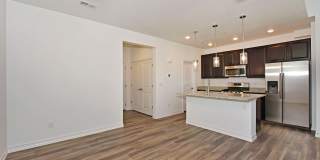 Contemporary Townhome in North CO Springs Gallery 11