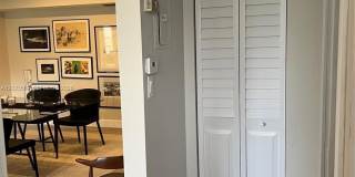 1400 Saint Charles Pl Gallery 9