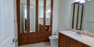 Modern 1BR/1BA Condo with 2 Parking Spaces – Prime Coral Gables Location Gallery 35