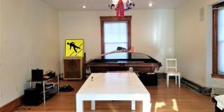 Huge 5 bed 3 bath unit located in Coolidge Corner by BU! Gallery 16