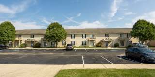 Fox Brook Apartments Gallery 10