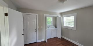 4094 University Drive Gallery 13