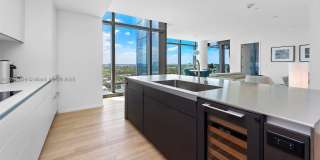 2901 Collins Ave Gallery 10
