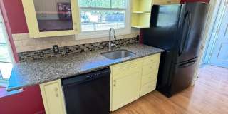 3 Bedroom on Large corner lot! 3 Bedroom on Large corner lot! Gallery 10