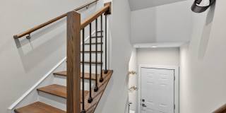 Luxurious 3 Bed 2.5 Bath Townhome In Beautiful Foster's Glen Gallery 4