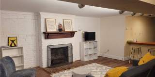 232 High Street Gallery 1