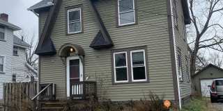 1216 Hollywood Street Northeast Gallery 1