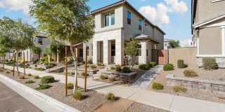 2042 W Desert Hollow Dr Gallery 1