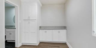 1442 Brockton Apartments Gallery 9