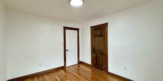 89-91 Thacher St Gallery 6