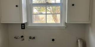 1751 E 59th Place Gallery 17