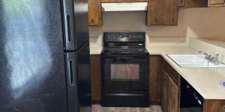 Bryan - 1 bedroom / 1 bath - duplex - fenced in area behind unit. Near 29th street. Gallery 4