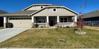 Spectacular 4 bedroom, 2 bath home in Owasso Gallery 1