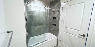 3833 N Broadway Gallery 242