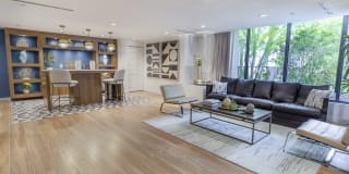 Alameda West Gallery 16