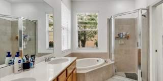 9512 Greenpointe Drive Gallery 13