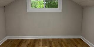 NEW LISTING ! Spacious 5 Bedroom 2 Bath House Gallery 13