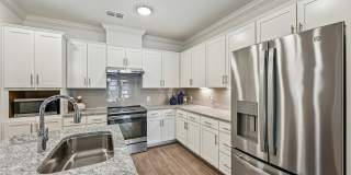 Alloro at University Groves - Senior Housing Gallery 8