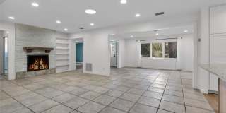 307 W 4TH AVENUE Gallery 19