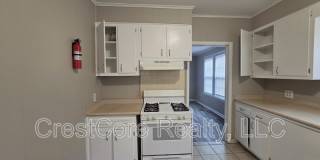 524 S Greer St Gallery 18