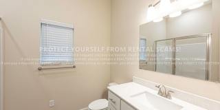 886 Hill Avenue Gallery 10